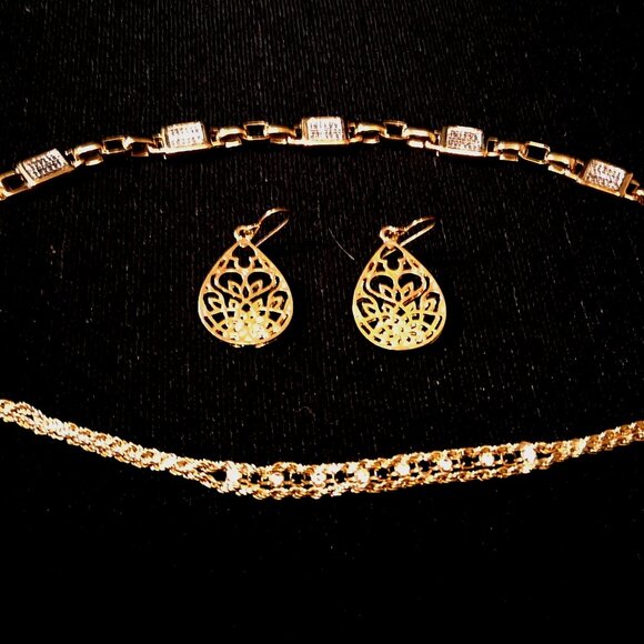 Source Unknown Jewelry - Earring Set Teardrop Filigree Gold-Toned and Two Gold-Toned Bracelets